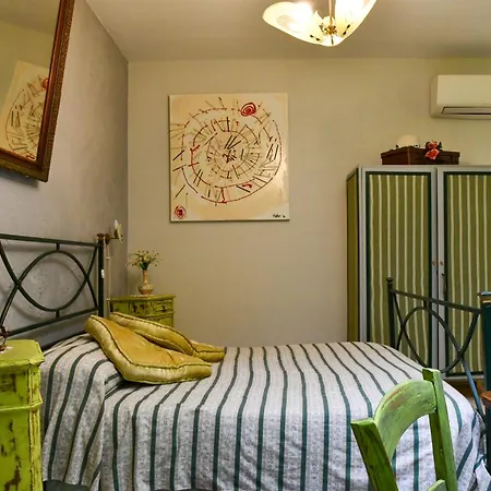 Au Caruggiu بيت ضيافة